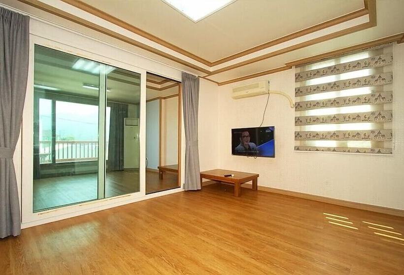 Wolpo Donghae Pension