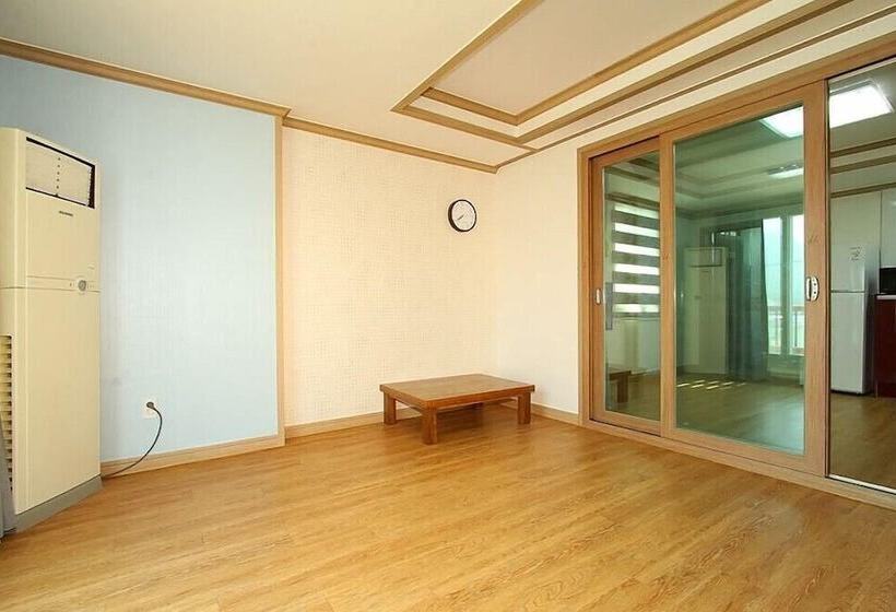 Wolpo Donghae Pension