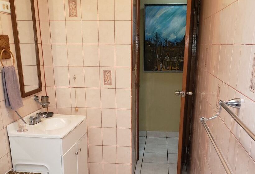 تختخواب و صبحانه Casa Clara Vista