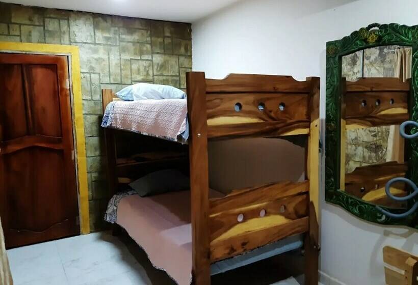 تختخواب و صبحانه El Rancho Finca