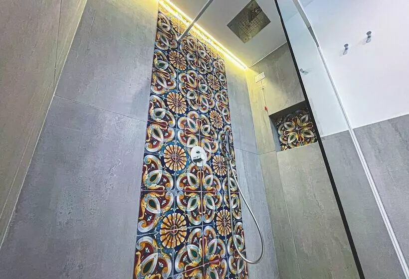 ベッドアンドブレックファースト Il Carrubo Capri