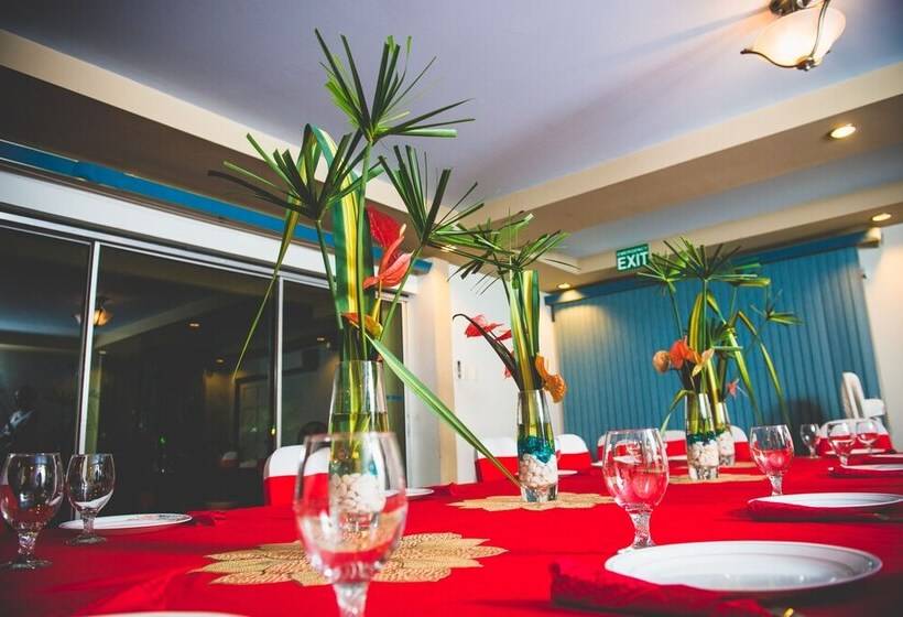 تختخواب و صبحانه Shalom House