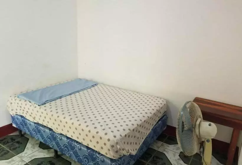 Hostal  Caballo Blanco