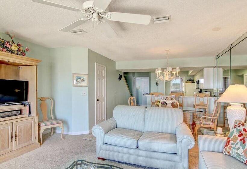 Отель 708 Sailmaker