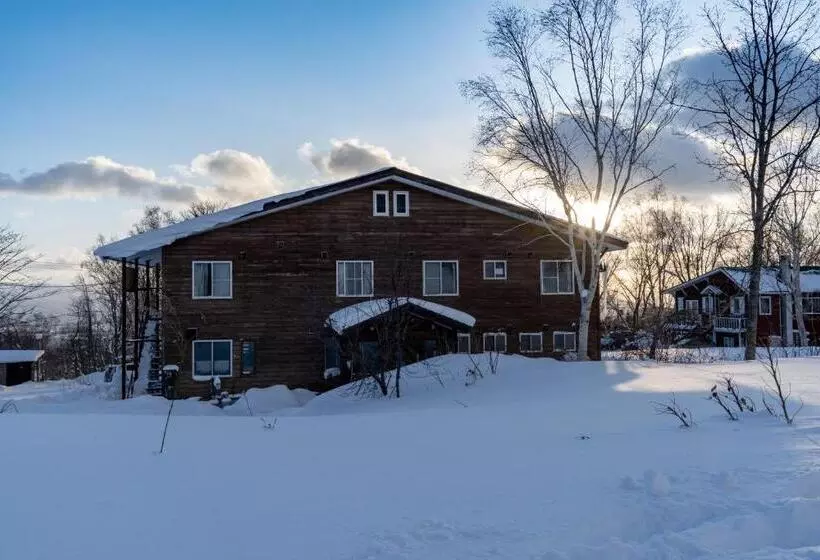ホテル Annupuri Mountain View Lodge