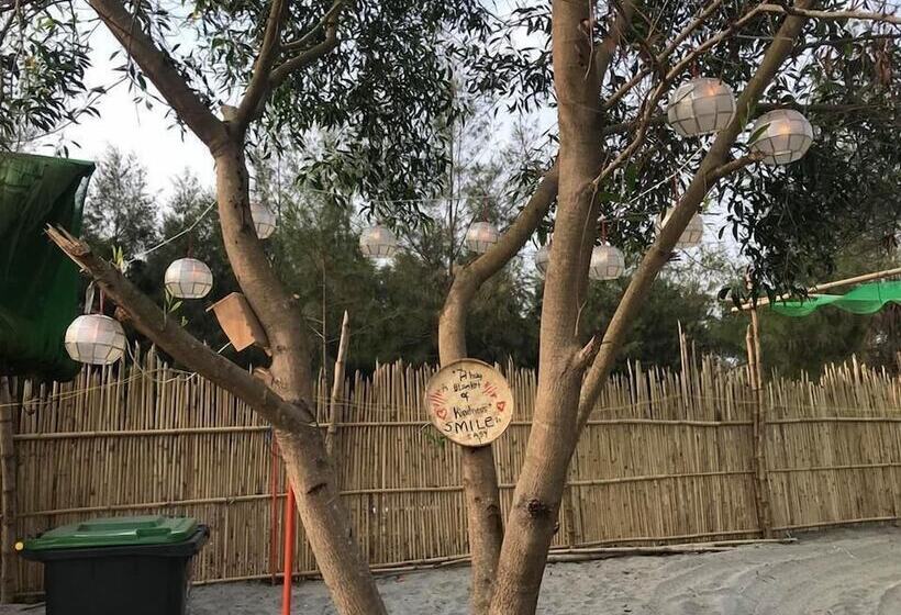 فندق Camp Rofelio Surfing Beach Resort