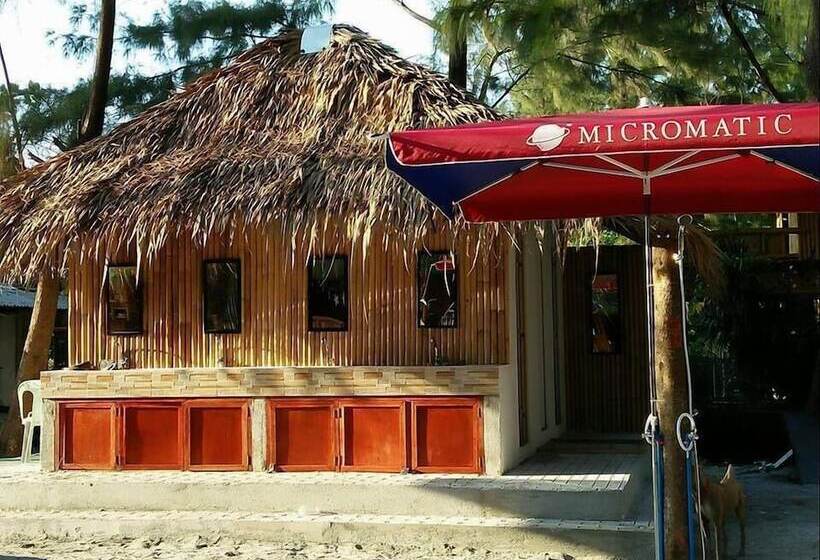 فندق Camp Rofelio Surfing Beach Resort