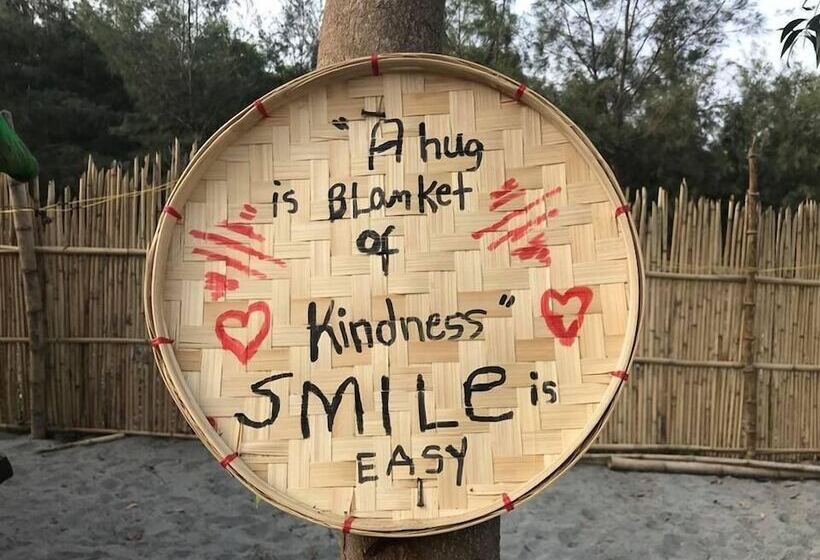 فندق Camp Rofelio Surfing Beach Resort