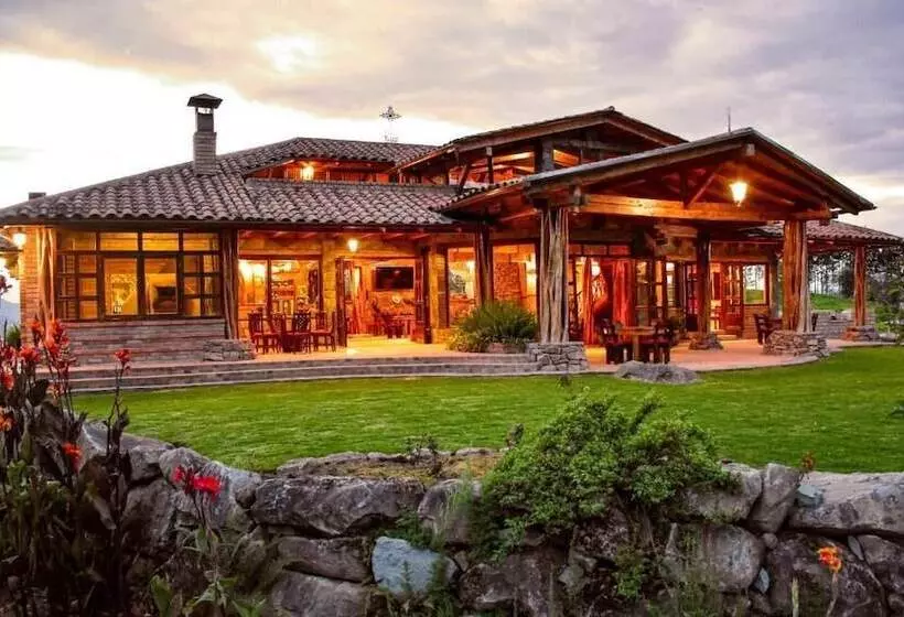 Hotelli Complejo Turístico Intihuatana