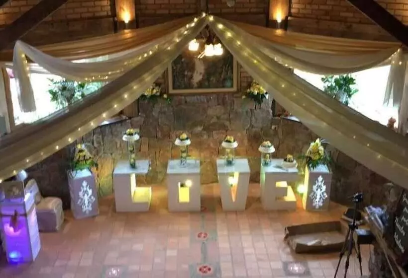 Hotelli Complejo Turístico Intihuatana