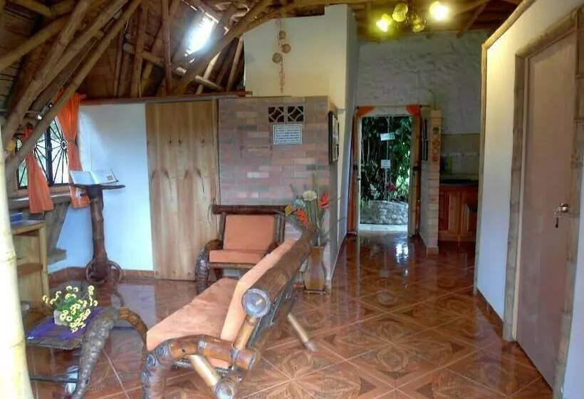 ホテル Chalet Ecoturismo La Nohelia