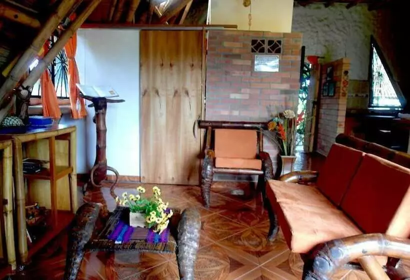 ホテル Chalet Ecoturismo La Nohelia
