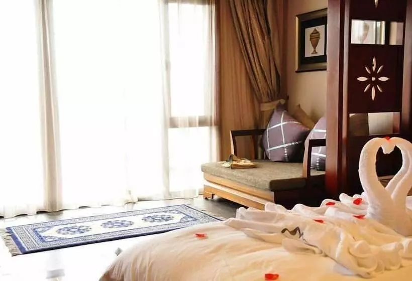 Hotelli High Mountain Resort   Deqin