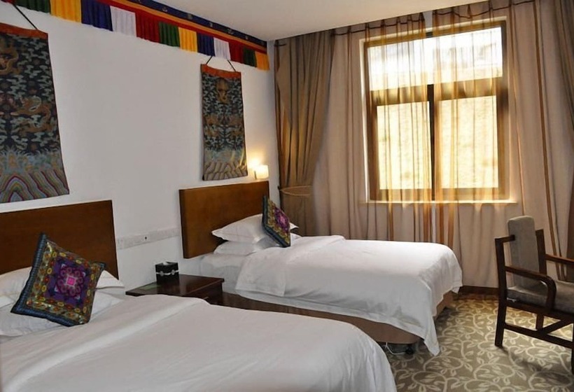 Hotel High Mountain Resort   Deqin