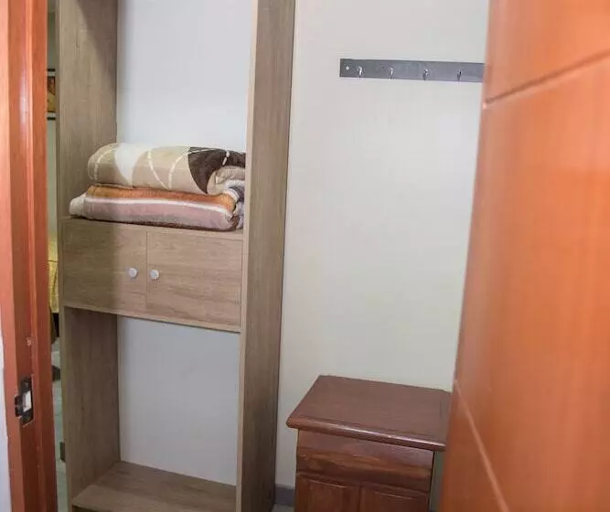هتل Hostal Calle 5
