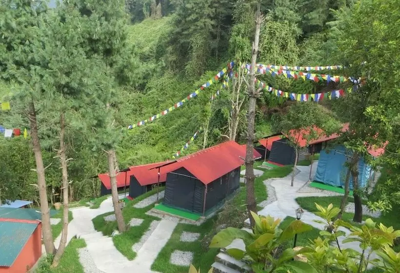 هتل Kakani Adventure Camp