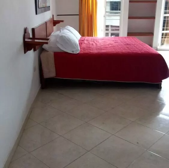 Hotelli Mary Plaza