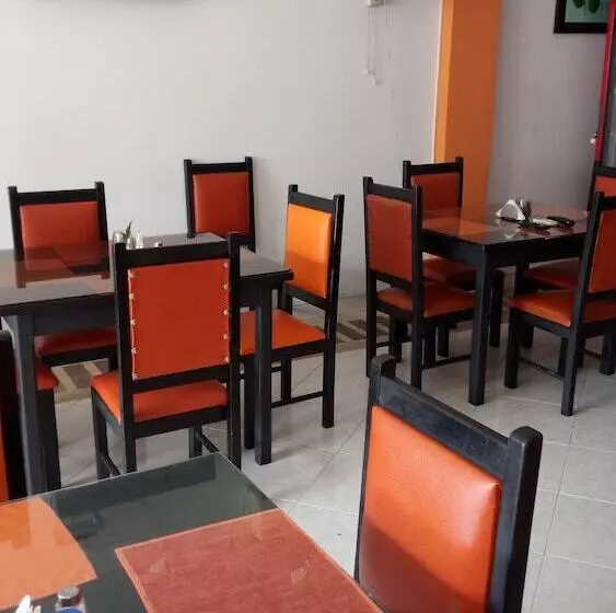Hotelli Mary Plaza