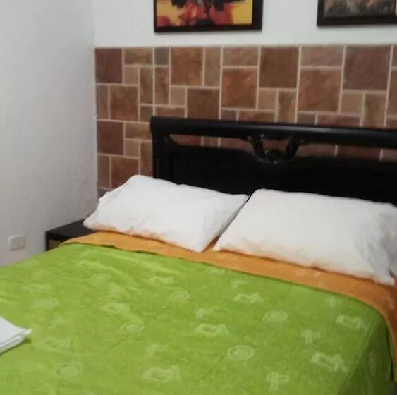 Hotelli Mary Plaza