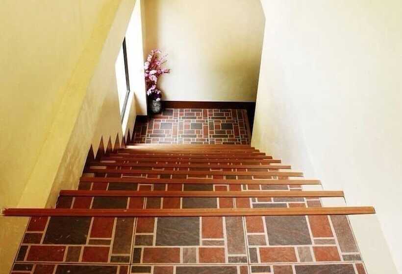 酒店 Mati Budget Inn