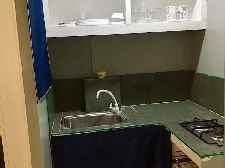 Hotelli Mati Budget Inn