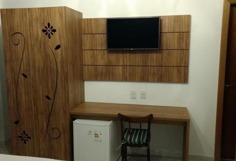 Hotel Pousada Pai Thomaz