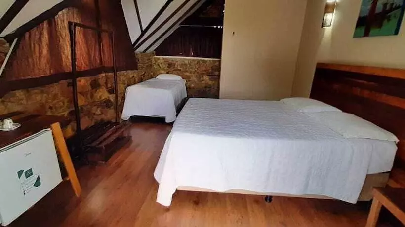 ホテル Pousada Pedra Grande