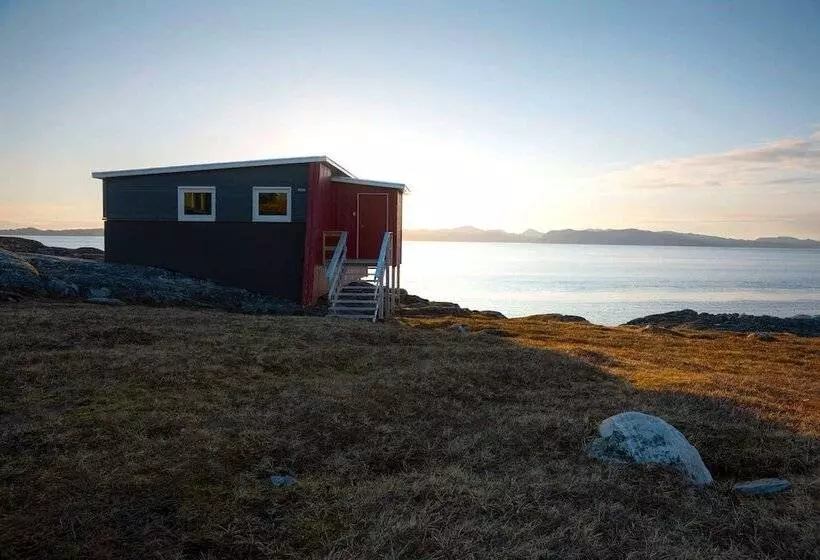 Inuk Hostels