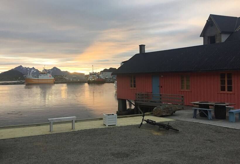 Lofoten Hostel