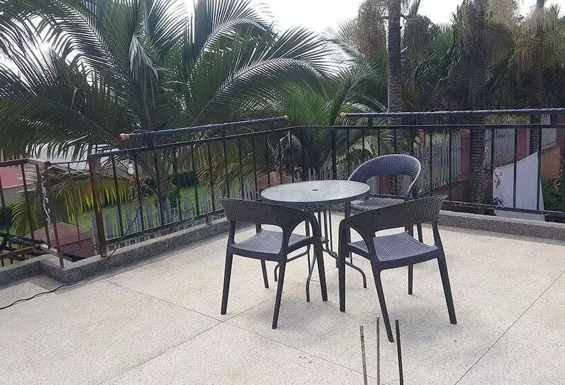 پانسیون Kitojo Guest Cottages