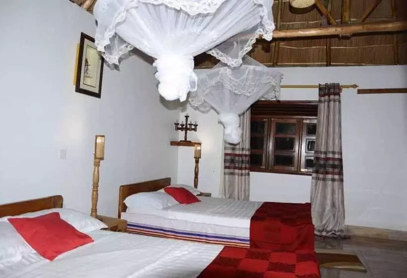 پانسیون Kitojo Guest Cottages