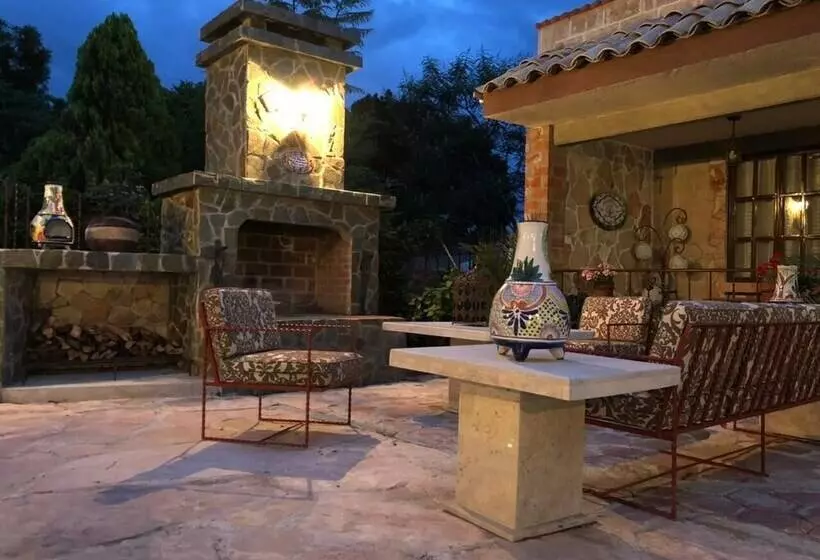 ペンション Posada Rancho Los Laureles