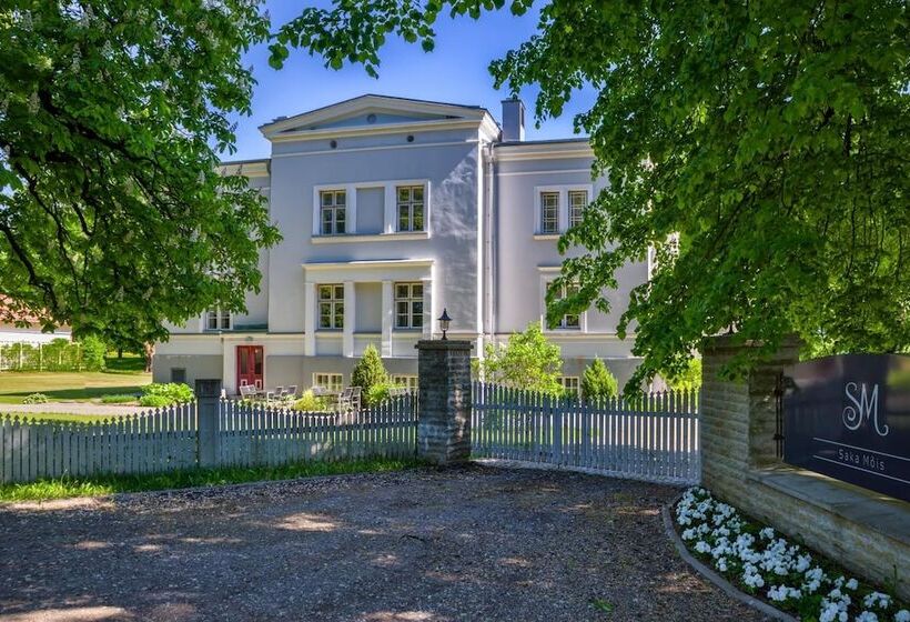 Saka Cliff Hotel & Spa