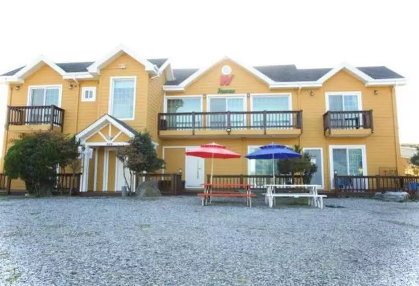 Taean W Pension