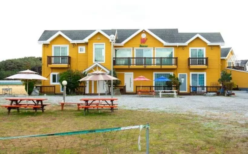 Taean W Pension