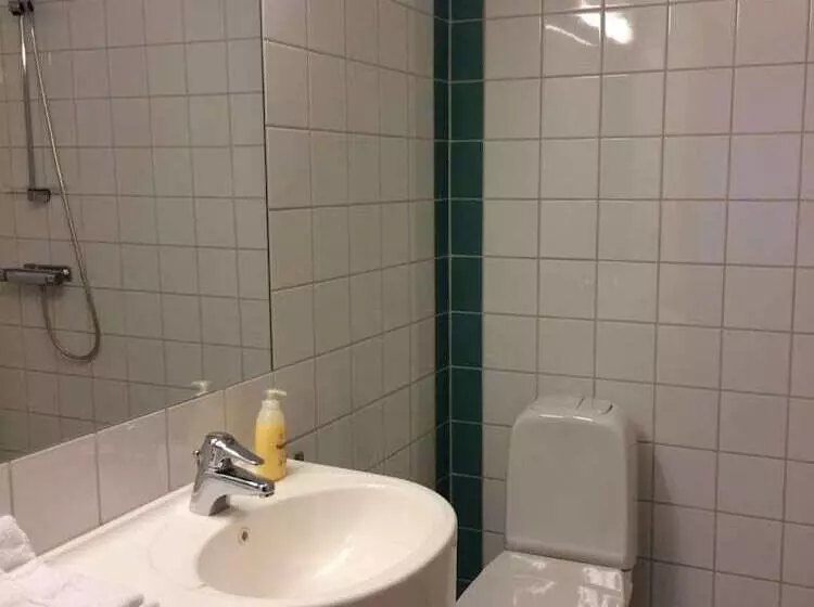 Vormsund Golf Hotell Bed & Breakfast