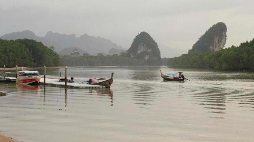 فندق صغير Hometel