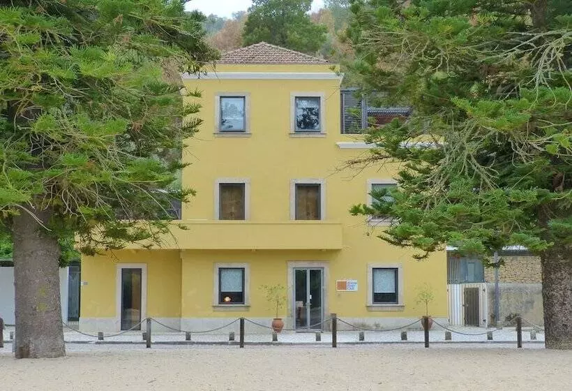 مبيت وإفطار Alamal River Club