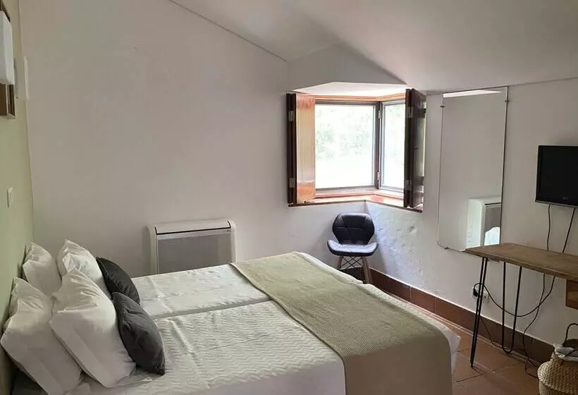 مبيت وإفطار Alamal River Club