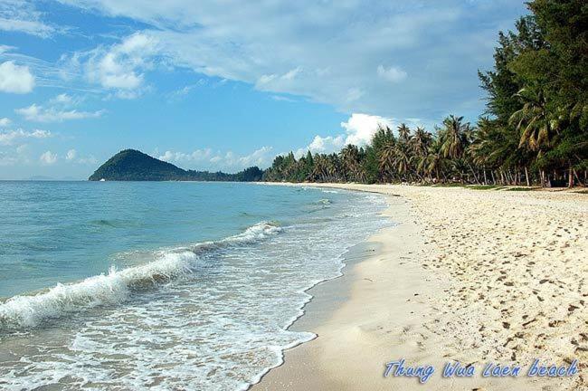 Hotel Albatross Guesthouse @ Thungwualaen Beach