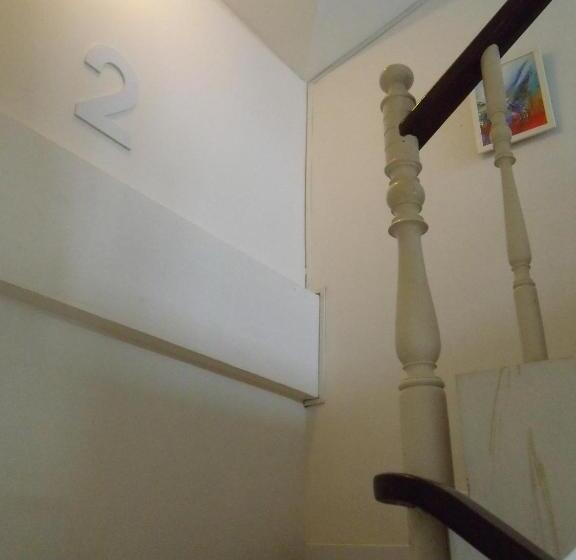 Hotel Albatross Guesthouse @ Thungwualaen Beach