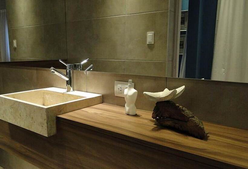 Ambit Boulevard Hotel Boutique