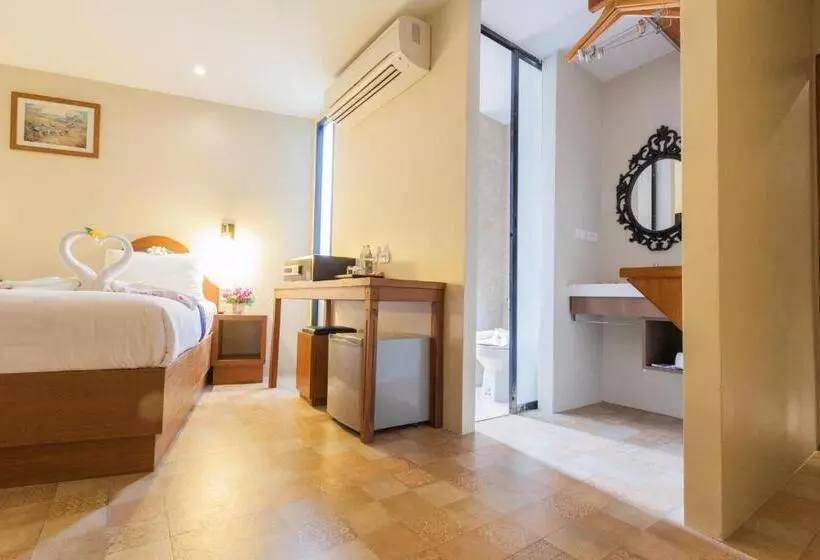 בית מלון כפרי At Samui Boutique