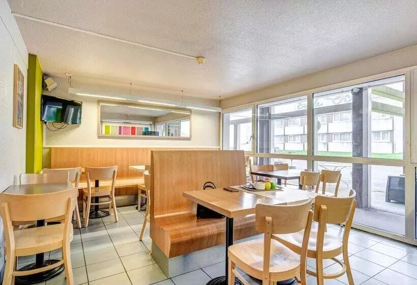 B&b Hotel Brest Kergaradec Aéroport