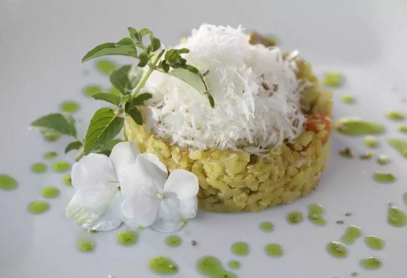 Отель Casa De San Martín