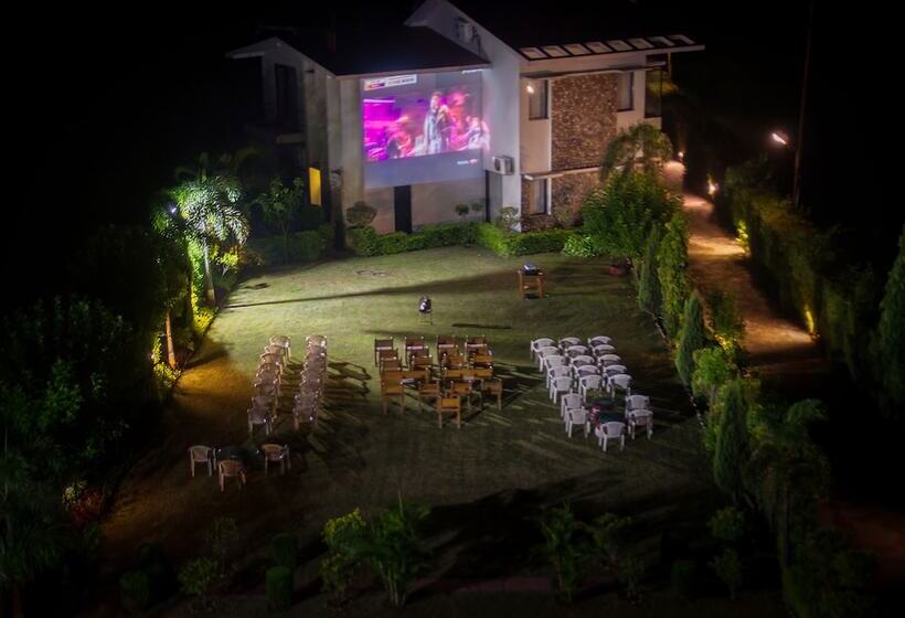 ホテル Corbett Solitaire