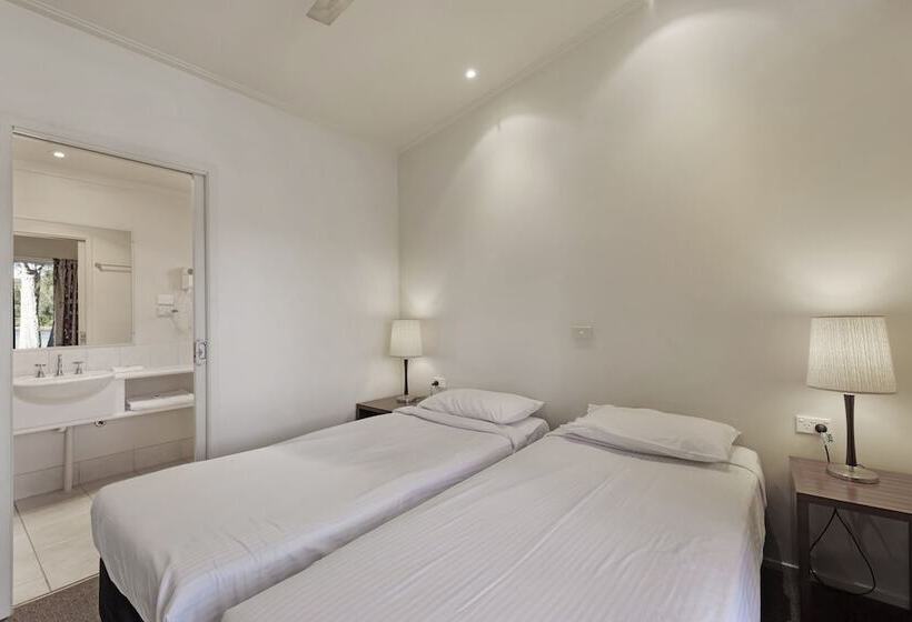 Отель Discovery Parks Gerroa