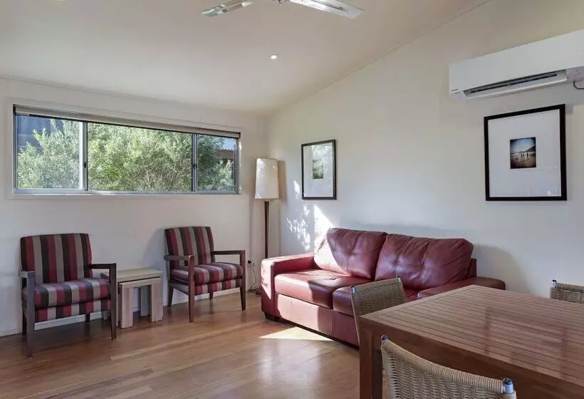 Отель Discovery Parks   Gerroa