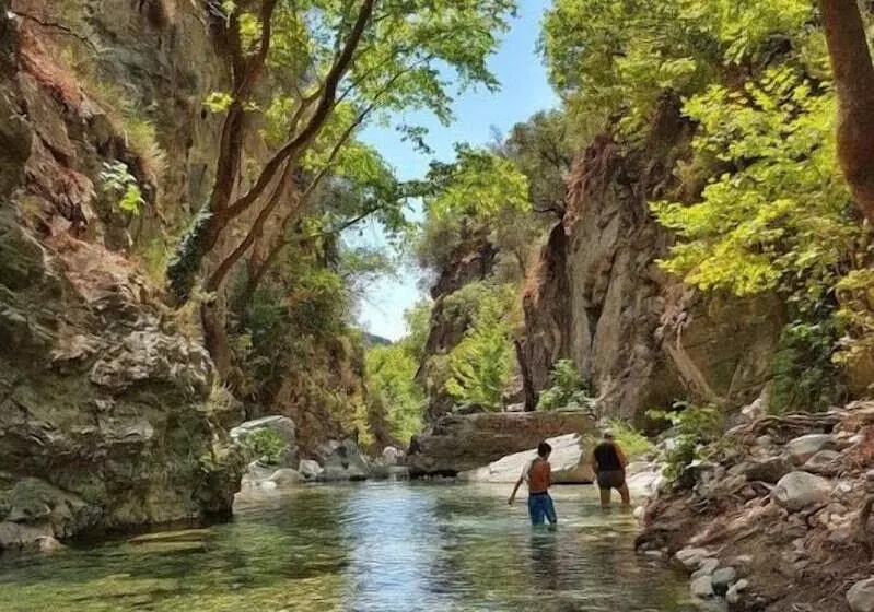 Отель E Canicce