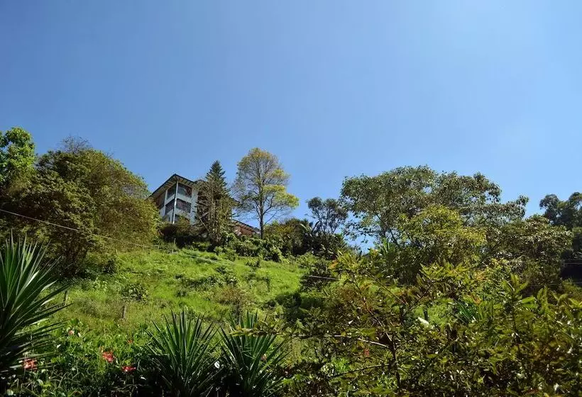 هتل Eco Lodge La Juanita